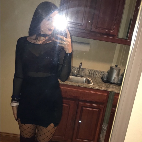 Meet your Posher, Lauren - Picture 7 of 7